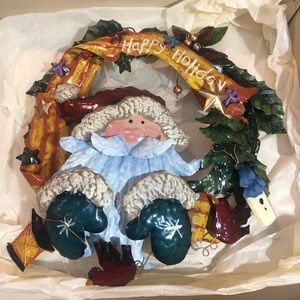 Colorful Tin Santa Wreath🎅🏽